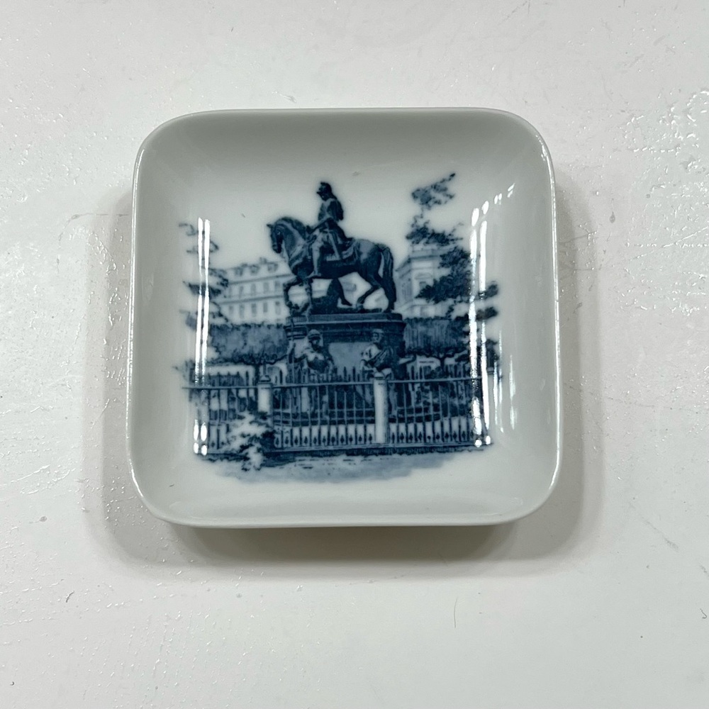 Vintage 1970’s Royal Copenhagen Christian V Equestrian Statue Mini Plate Denmark